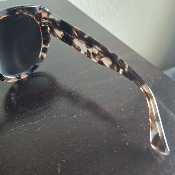 Diff Eyewear Accessories Diff Eyewear Luna Polarized Leopard Print